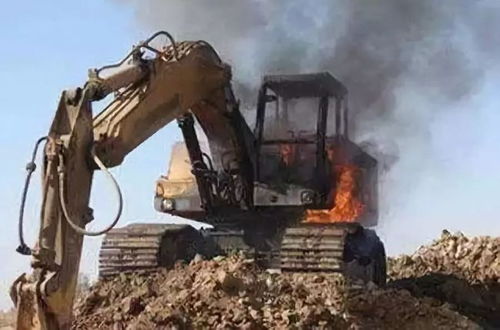 攻城兵工程機械租賃 挖機自燃事故頻發,夏季如何避免挖掘機自燃